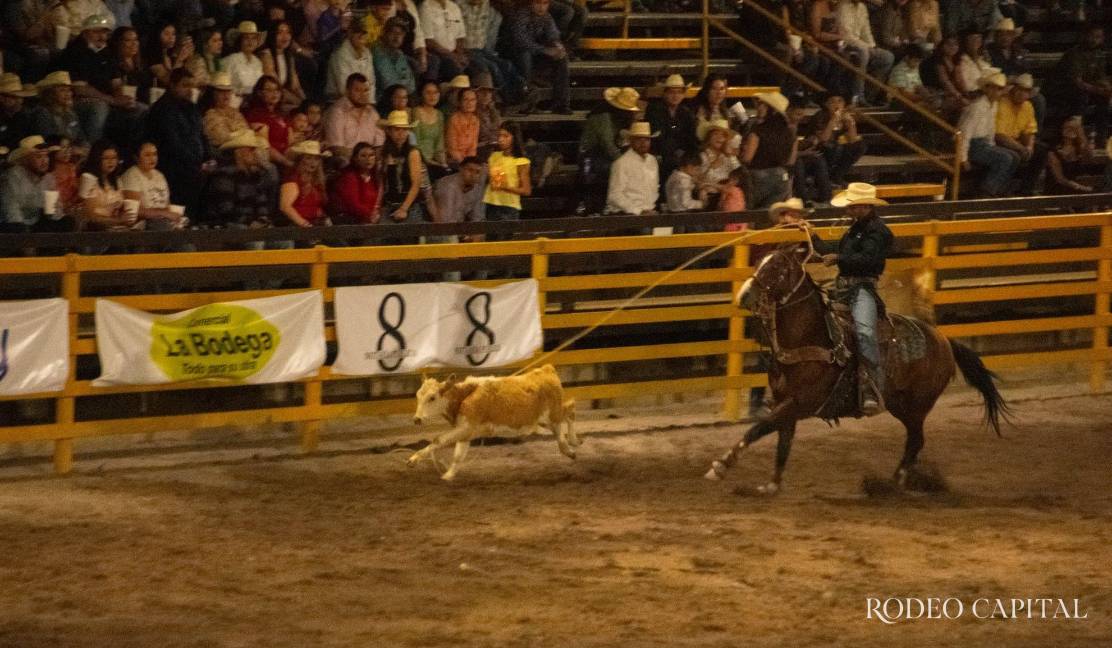 Viven gran fiesta vaquera en Múzquiz con las Finales Estatales de Rodeo $!Viven gran fiesta vaquera en Múzquiz con las Finales Estatales de Rodeo