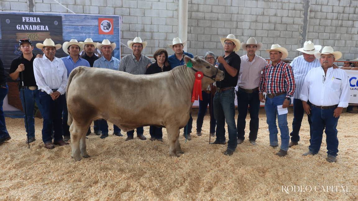 Premian en Feria Ganadera a los mejores ejemplares de la región Premian en Feria Ganadera a los mejores ejemplares de la región