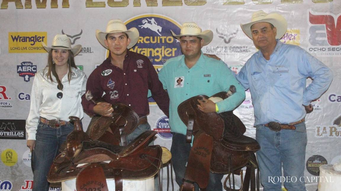 Corona Circuito Wrangler a campeones del rodeo Corona Circuito Wrangler a campeones del rodeo