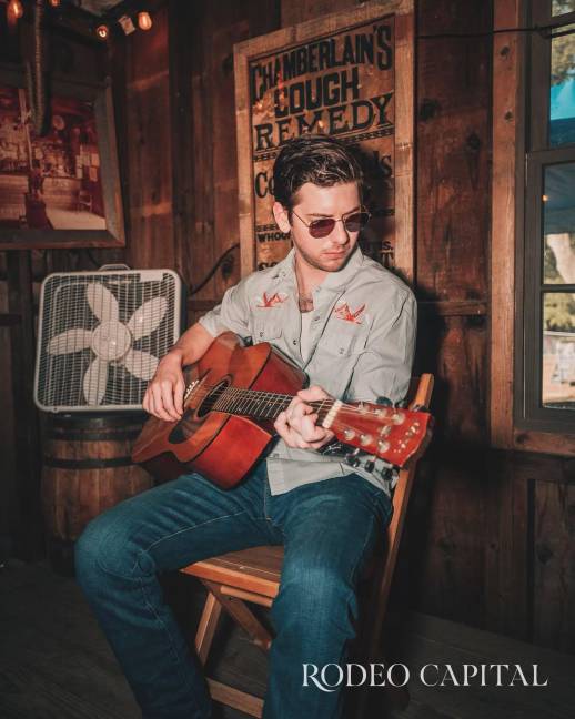 El joven texano combina el country clásico con sonidos rancheros y texanos en un estilo único. $!El joven texano combina el country clásico con sonidos rancheros y texanos en un estilo único.