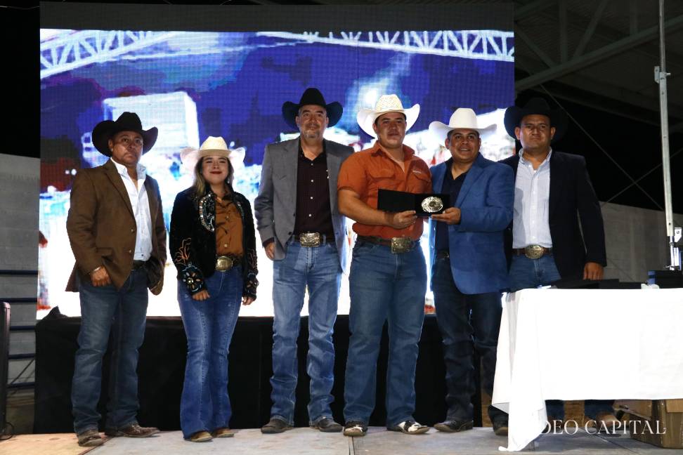 Juan Vázquez campeón Peleador de Toros en la categoría Abierta. $!Juan Vázquez campeón Peleador de Toros en la categoría Abierta.