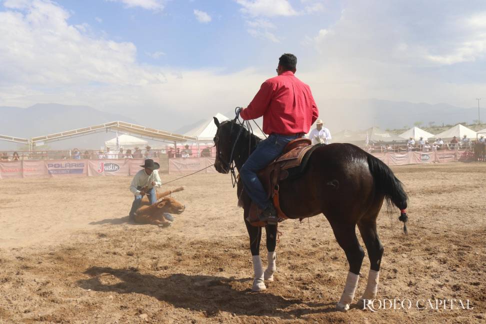 El Ranch Roping es una de las suertes más aclamadas por los amantes del rodeo. $!El Ranch Roping es una de las suertes más aclamadas por los amantes del rodeo.