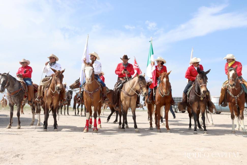 La cabalgata recorrió un total de 17 kilómetros por las calles de Saltillo y Arteaga. $!La cabalgata recorrió un total de 17 kilómetros por las calles de Saltillo y Arteaga.