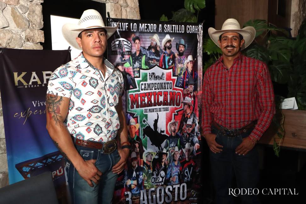 Luis Porto y Francisco García, quienes junto con Roberto Saucedo integran el Team Coahuila. $!Luis Porto y Francisco García, quienes junto con Roberto Saucedo integran el Team Coahuila.