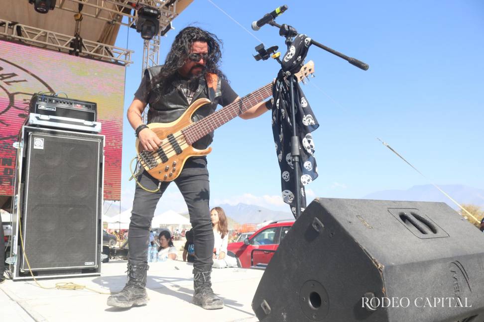 El estilo “rockteño” de la Maldita Estampida no pudo faltar en la tarde de música. $!El estilo “rockteño” de la Maldita Estampida no pudo faltar en la tarde de música.