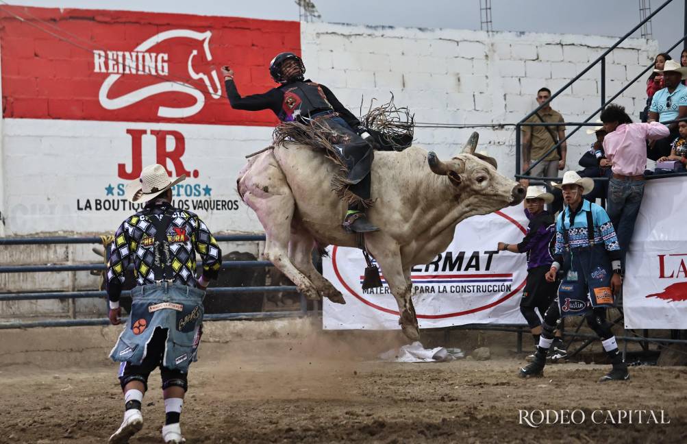 $!Domina Alfredo Ruvalcaba en el Súper Bull de Las Encinas