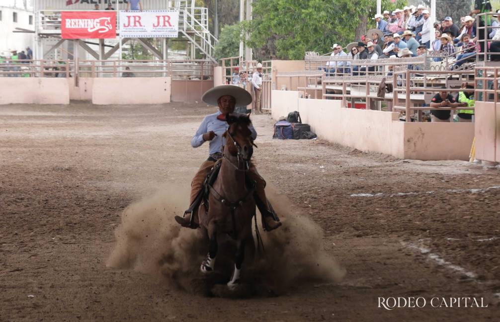 $!El orgullo, pasión y tradición mexicana continúo en el segundo día de competencias.