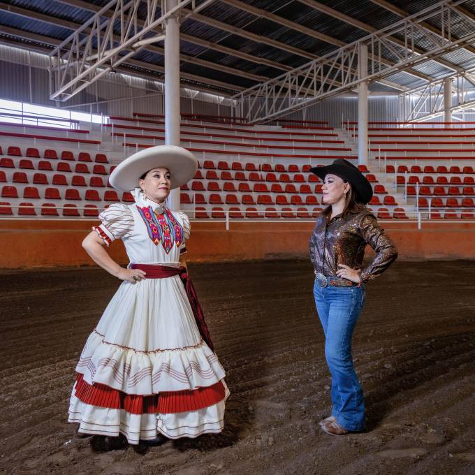 Nasyerih, entre la elegancia de la escaramuza y la velocidad del rodeo: dos tradiciones, una misma pasión. FOTOS: OMAR SAUCEDO