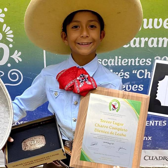 Jesús Fermín logró, hace apenas unos meses, el tercer lugar nacional como charro completo en su categoría.