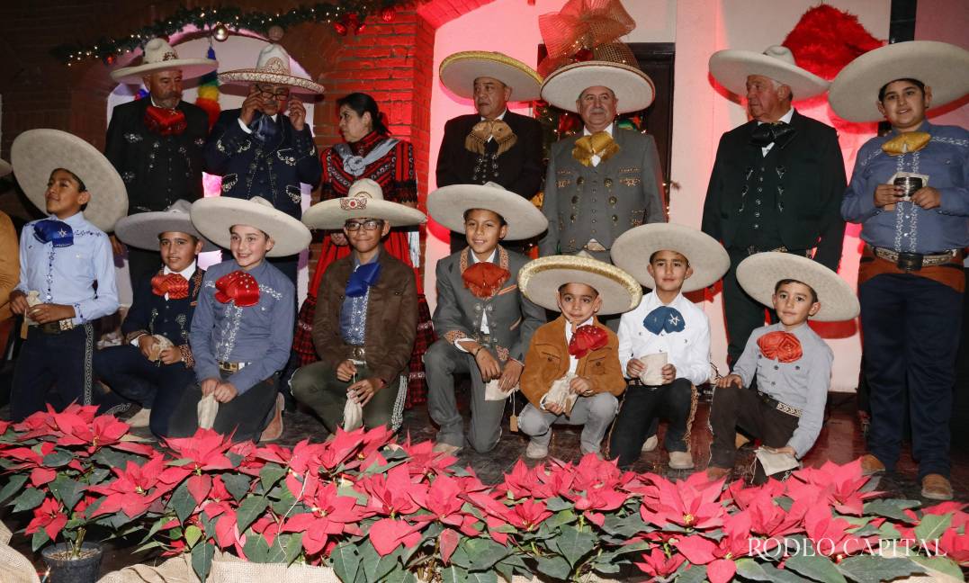 $!El equipo infantil San Ignacio también fue premiado.