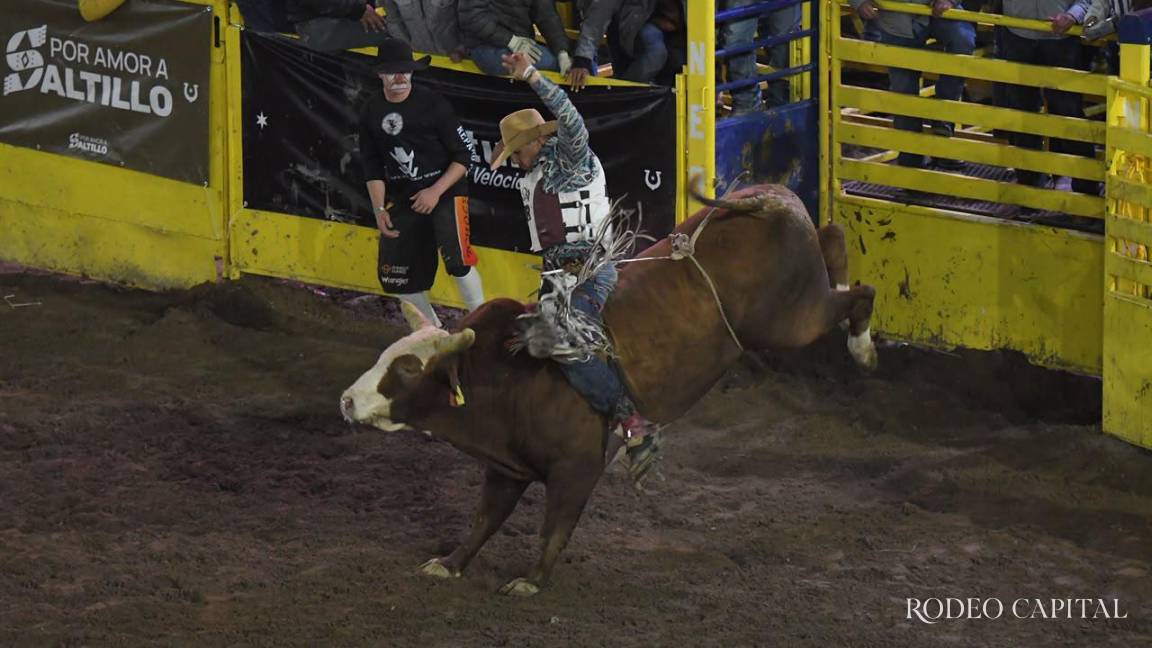 El saltillense Luis Porto es el campeón del Rodeo de las Estrellas