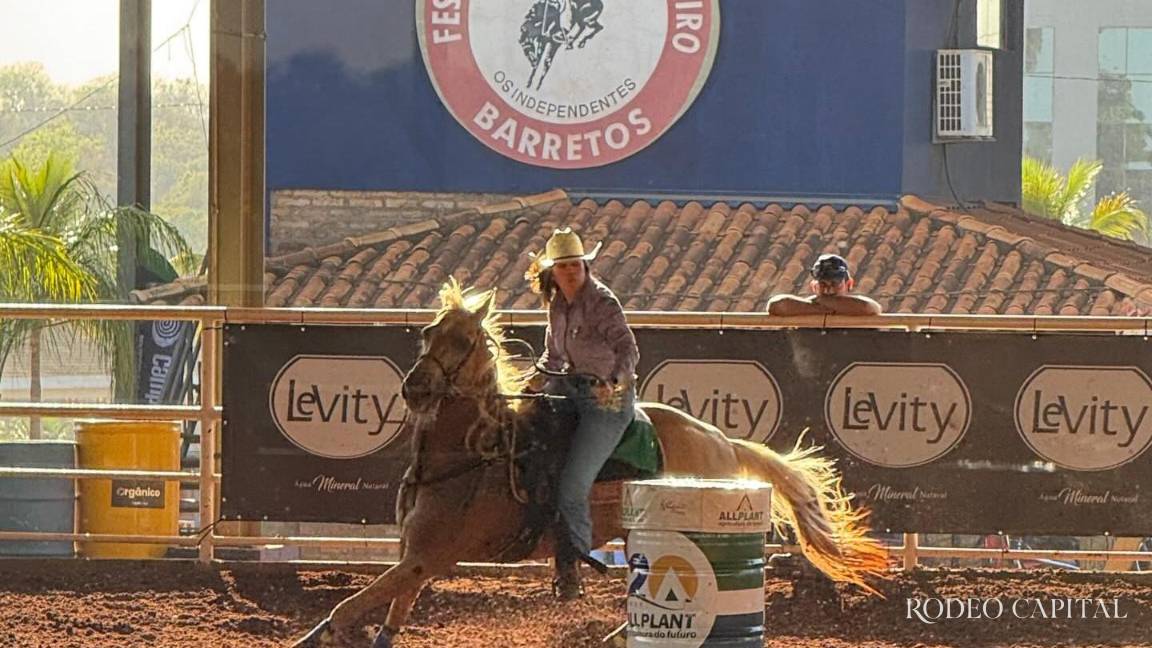 Paulina López: La vaquera que cruza fronteras