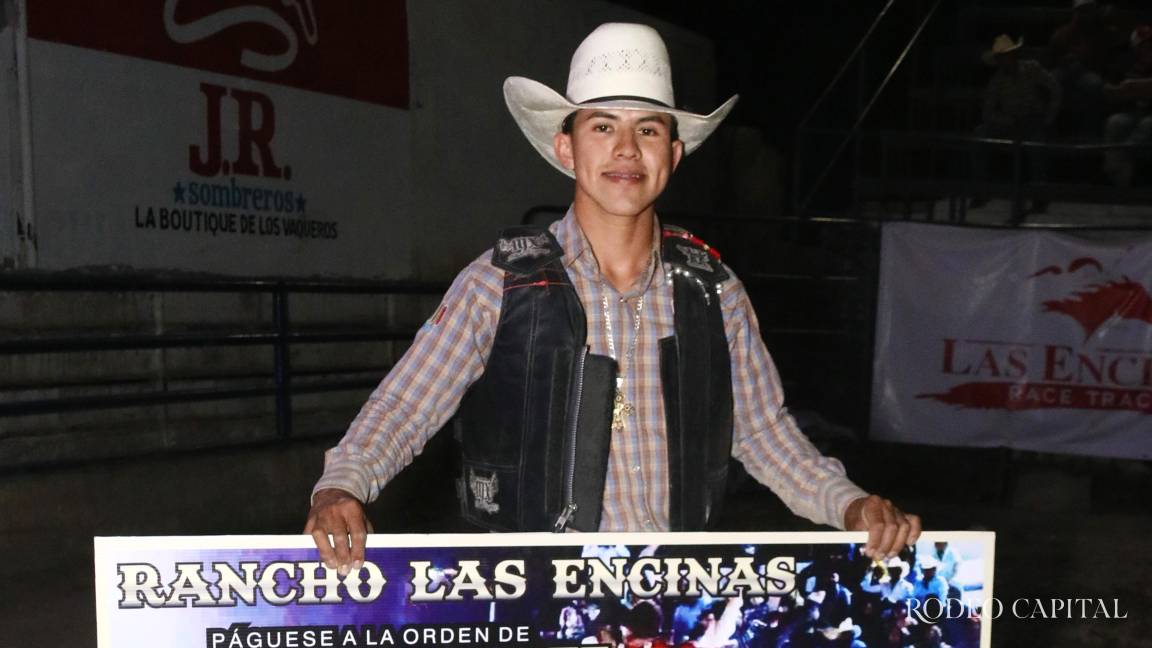 Brayan Medina inicia las emociones del rodeo de Semana Santa