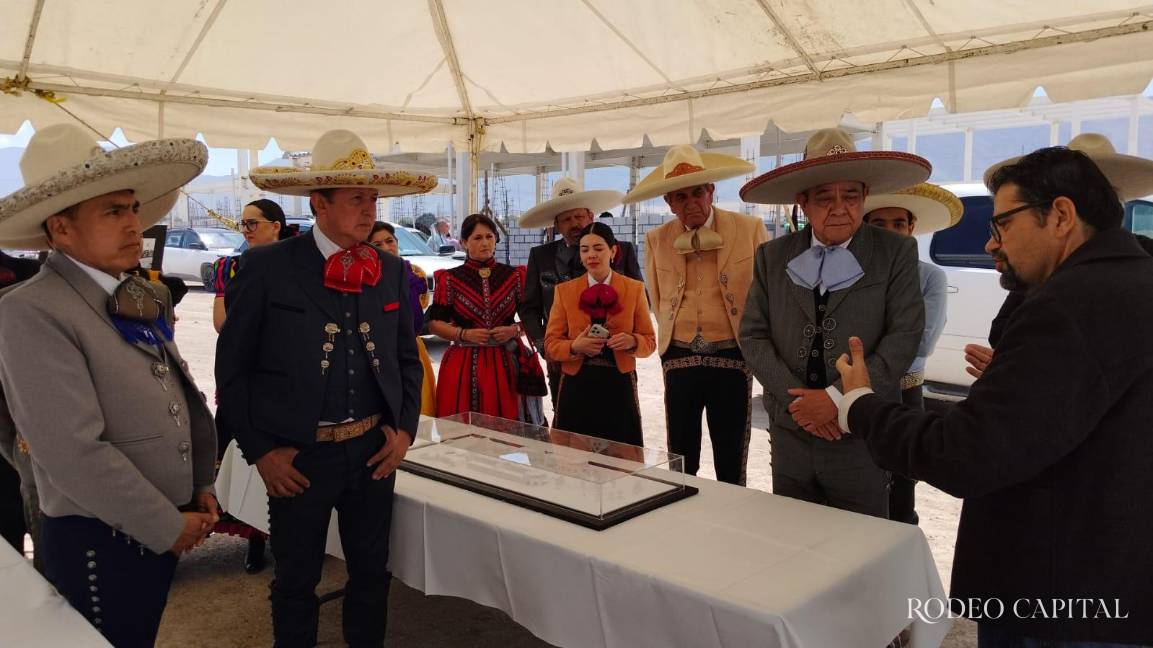 $!En abril de 2026, Salvador Barajas del Toro acudió a visitar los avances de lo que será Expo Forum.