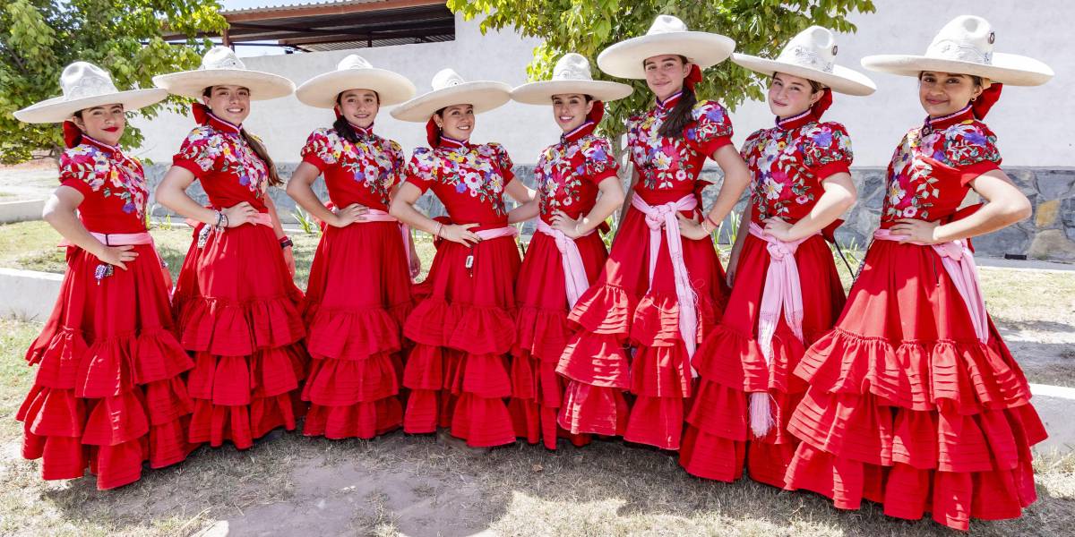 El espíritu de la Revolución Mexicana se mantiene presente en cada escaramuza. FOTO: OMAR SAUCEDO / ESCARAMUZA: EL TRÉBOL