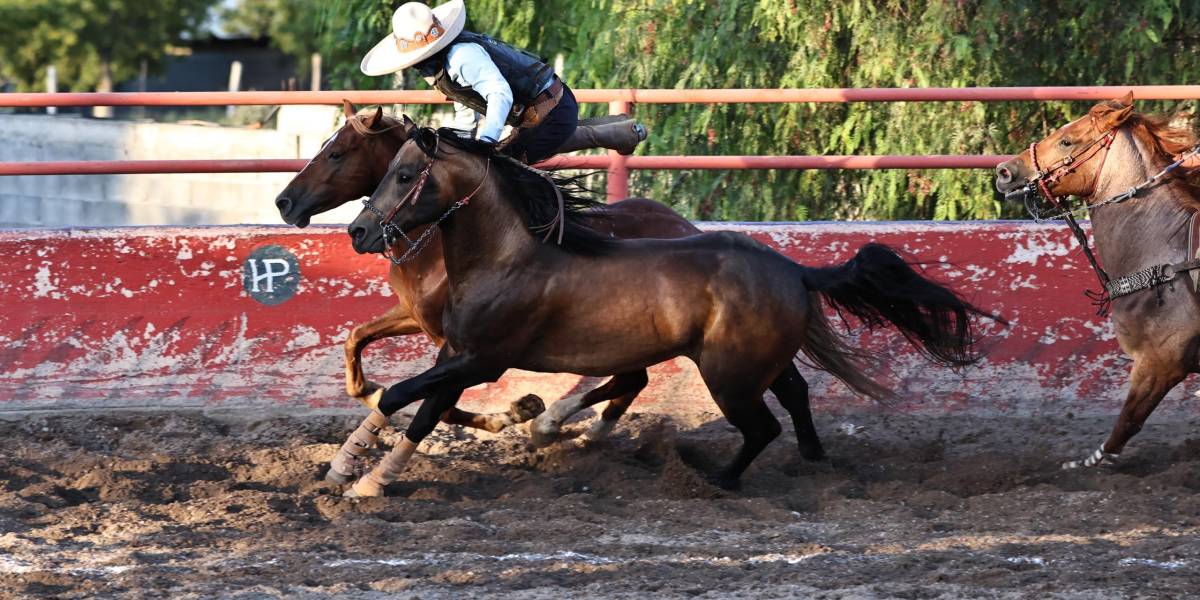 Los charros de la región festejaron su día en un ambiente de fiesta y competencia.