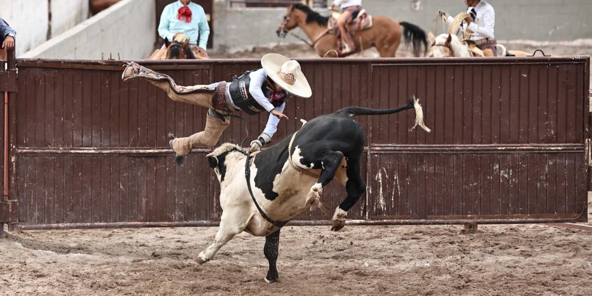 En la jornada charra del viernes, la habilidad de los jinetes dejó una jornada llena de fiesta y tradición.