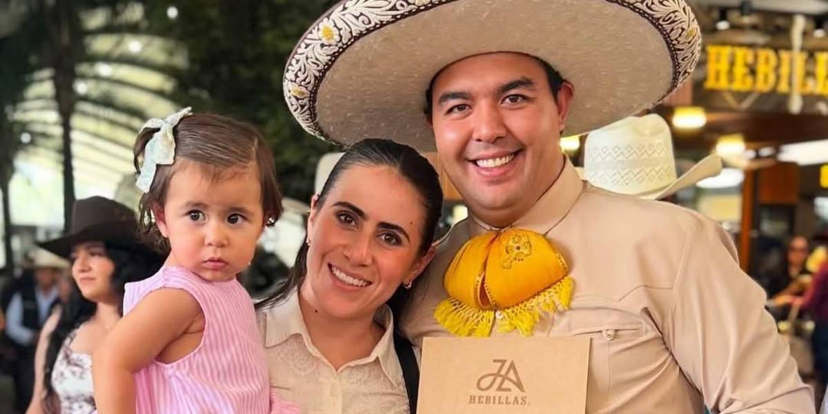 El charro saltillense compartió con su familia este triunfo en uno de las competencias de charrería más importantes del país.