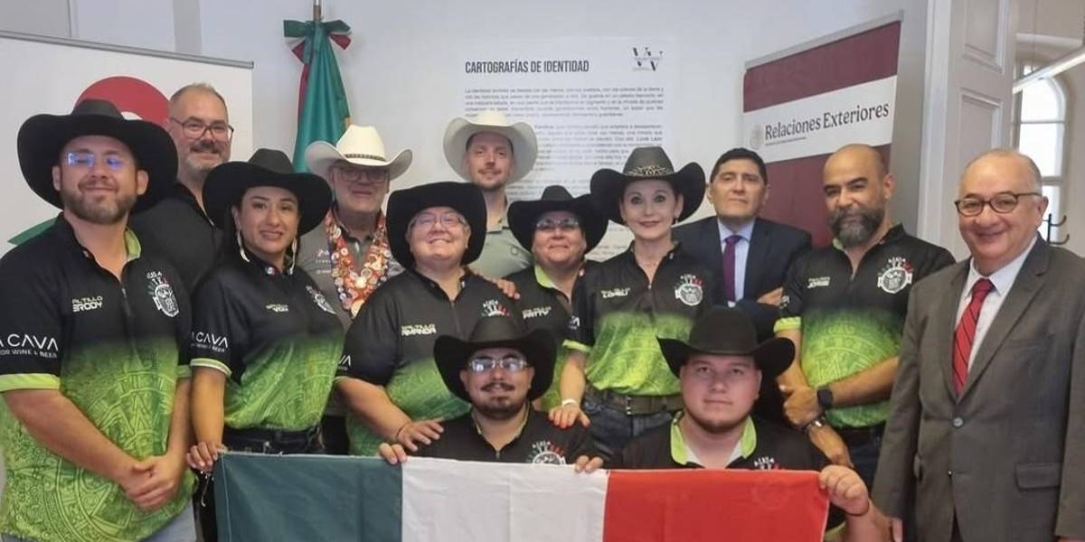 El equipo visitó el Instituto Cultural de México en Viena. FOTOS: CORTESÍA