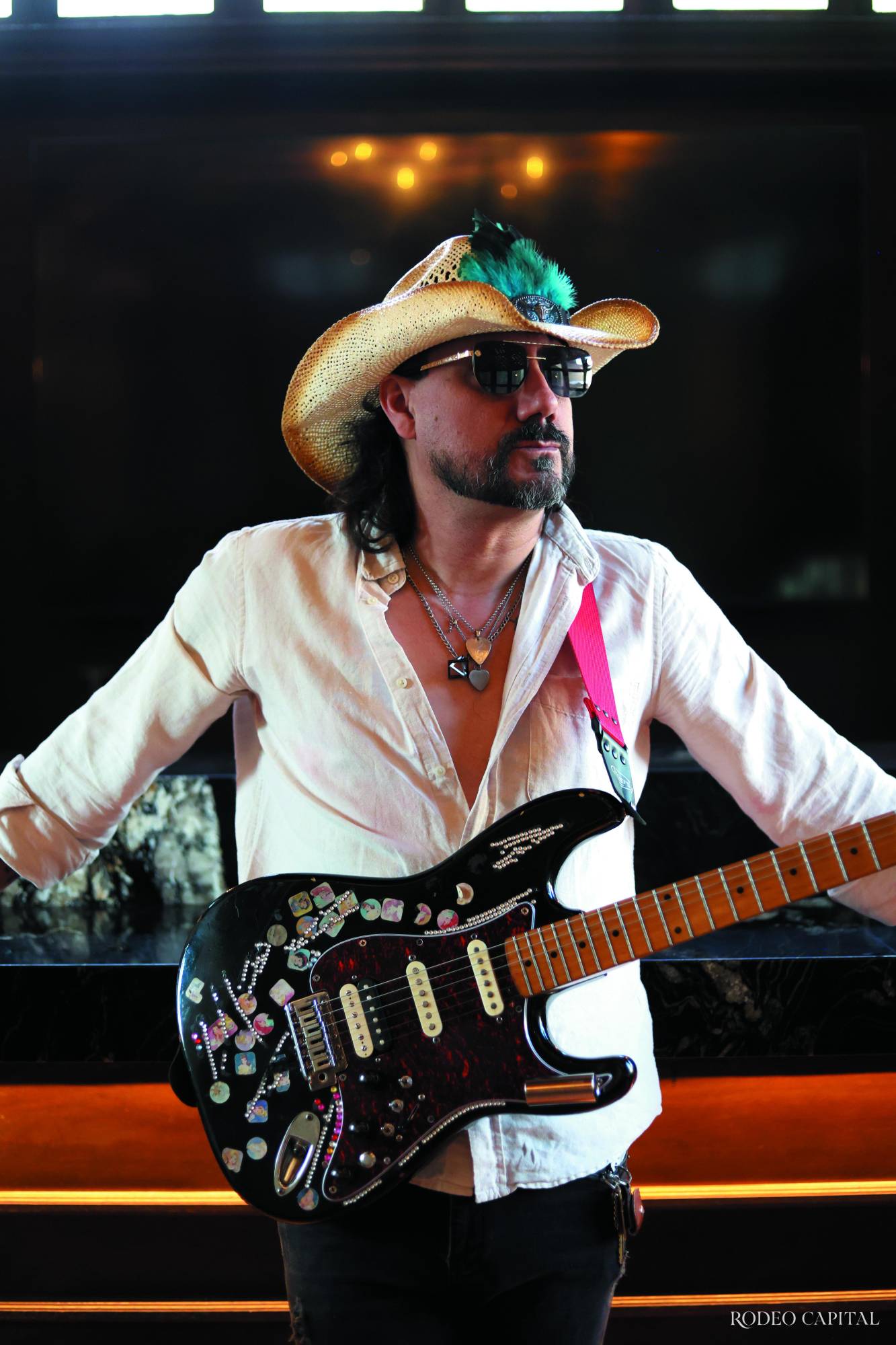 $!Luis Alfonso Rojas Dávila • Guitarra líder • Maestro de música