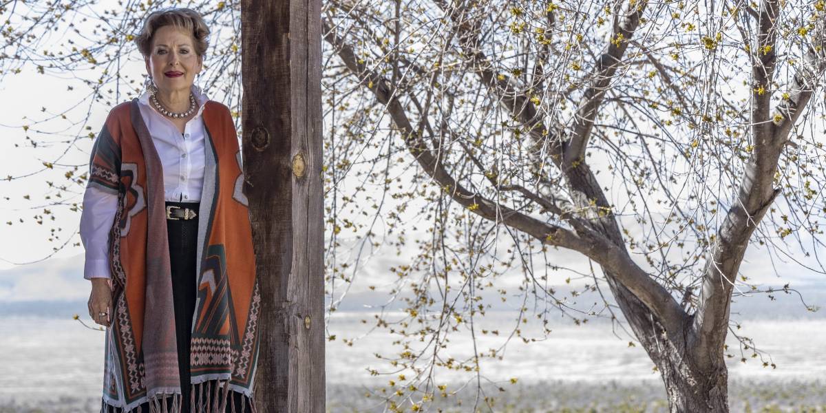 Patti Finan, al frente de Ganadería Cimarrón, lidera con la serenidad de quien conoce la tierra y honra un legado centenario. FOTOS: OMAR SAUCEDO