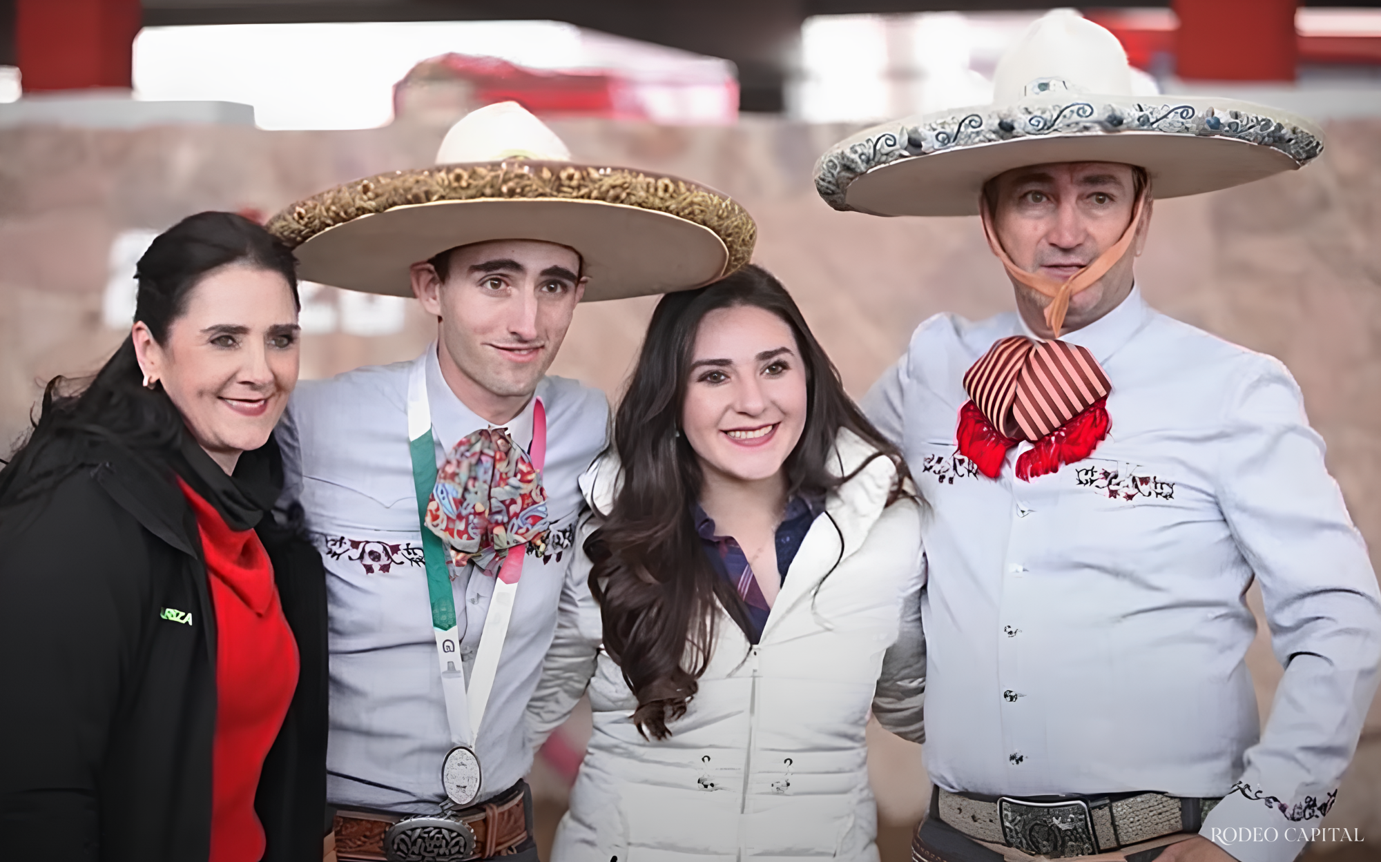 $!“Chiringas” festejando con su familia el Campeonato Nacional de Charro completo Zacatecas 2018. FOTO: CORTESÍA