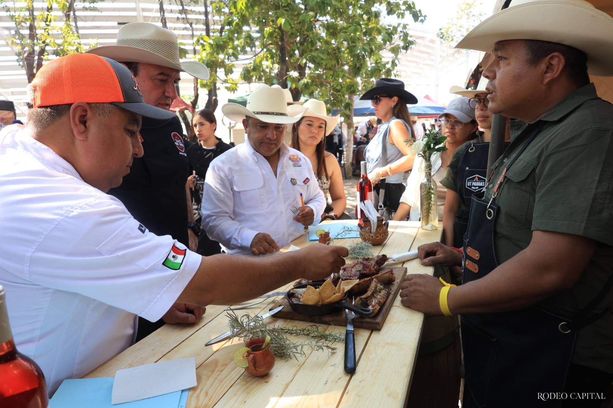 $!Segunda edición del Parras, Rodeo, Ribeye &amp; Wine Fest, un evento con vida vaquera