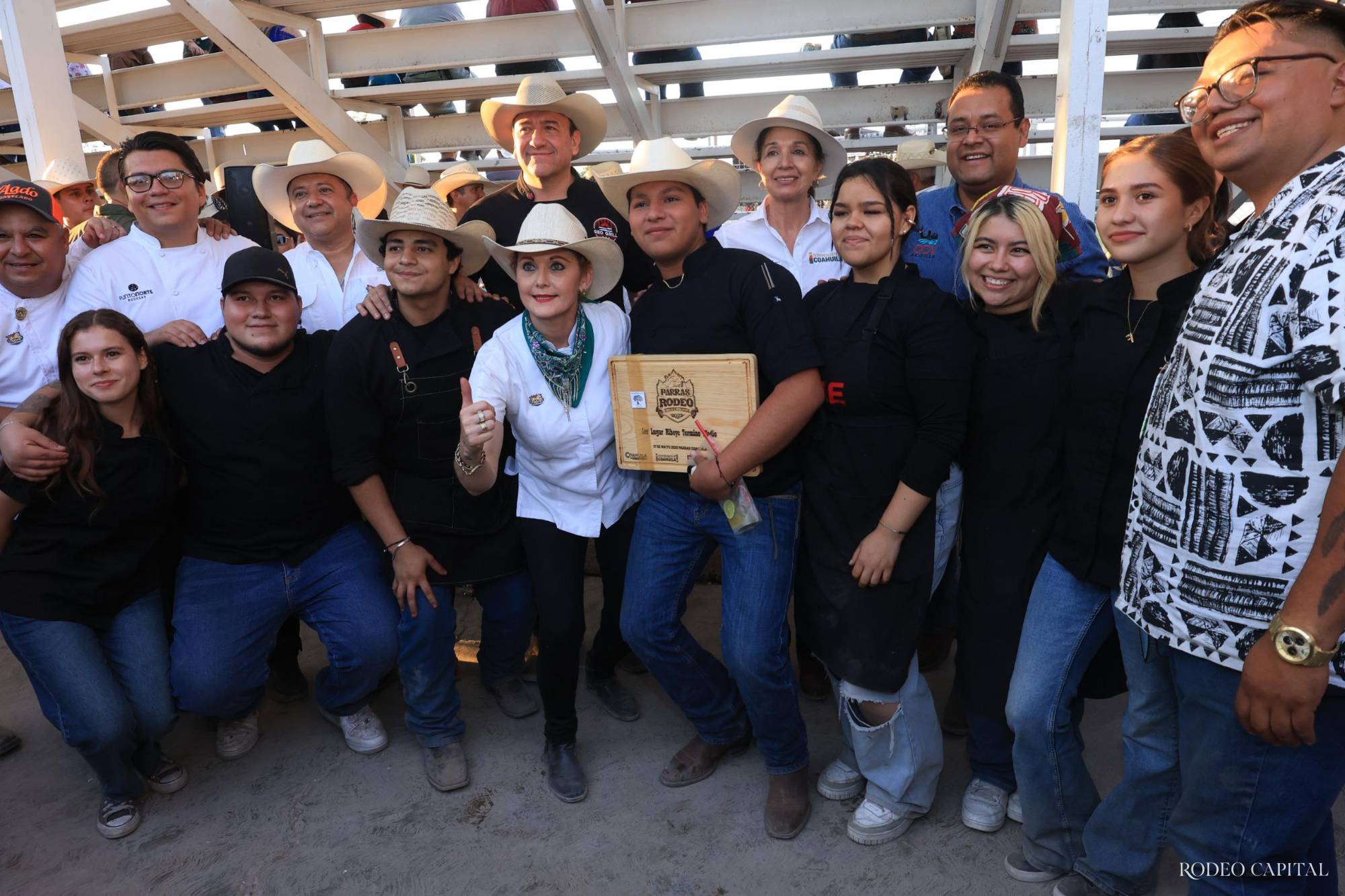 $!Segunda edición del Parras, Rodeo, Ribeye &amp; Wine Fest, un evento con vida vaquera