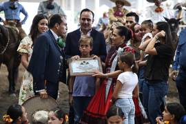 Dedican homenaje a Liliana Salinas Valdés por 52 años en la charrería