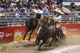 Este emocionante paso de la muerte le dio el boleto a José Andrés Aceves Aceves a la final nacional de Charro completo. Fotos: Federación Mexicana Mexicana de Charrería