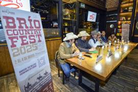 Saltillo, Coah. Mex 09 de abril del 2025 Anuncio del Brio Fest 2025, por parte de David Alonso, creador del festival que convina cultura vaquera, música country y actividades con equinos.