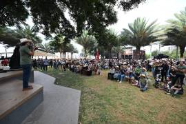En un paseo comercial del norte de la ciudad se llevó a cabo la presentación del Rodeo Saltillo 2026.
