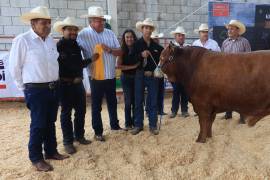 Ganadores del Concurso Becerro Gordo en sus diferentes categorías.