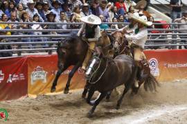 El paso de la muerte es una de las suertes más peligrosas de la charrería.