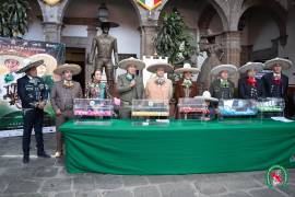 El pasado jueves, la Federación Mexicana de Charrería realizó el sorteo en el que se definió la fecha y horario de participación de 331 equipos de charros y escaramuzas, además de 15 charros completos.