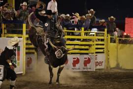 Cierra el Agrofest con intensas emociones en el rodeo