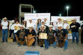 El equipo Buitres Cebos Parrilleros ganaron el concurso gastronómico del Parras Rodeo Vendimia &amp; Brasa Fest 2026