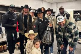 Édgar Durazo, el único mexicano en el PRCA Maple Leaf Circuit Finals, se enfrentó a jinetes de Canadá y Eslovaquia.