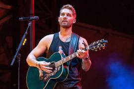 Brett Young pondrá el estilo romántico al country el domingo 18 de octubre en el Rodeo Saltillo.