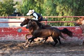 Los charros de la región festejaron su día en un ambiente de fiesta y competencia.