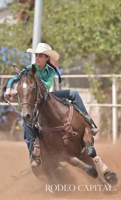 $!El talento de la pequeña chihuahuense ya recorre las arenas de todo México.