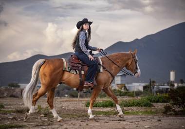 La atleta mexicana se convirtió en la primera en recibir la prestigiosa “Claude Mullins Memorial Scholarship Award”.