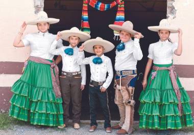 Conoce a las niñas y niños charros más valientes de Coahuila: ‘Corazón Charro’ y ‘El Rayito’
