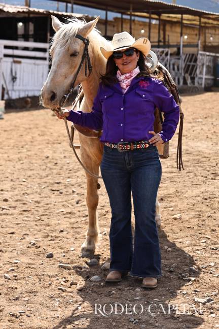 $!Edna Fernández, organizadora de la cabalgata.