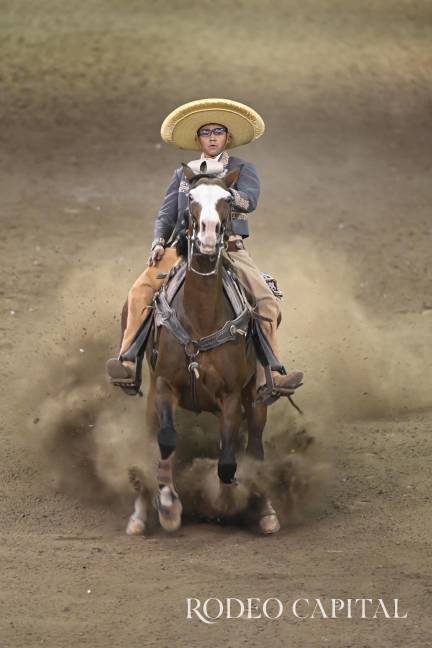 $!Triunfan Ximena Herrera y Luis González en el Caladero por aniversario de lienzo charro