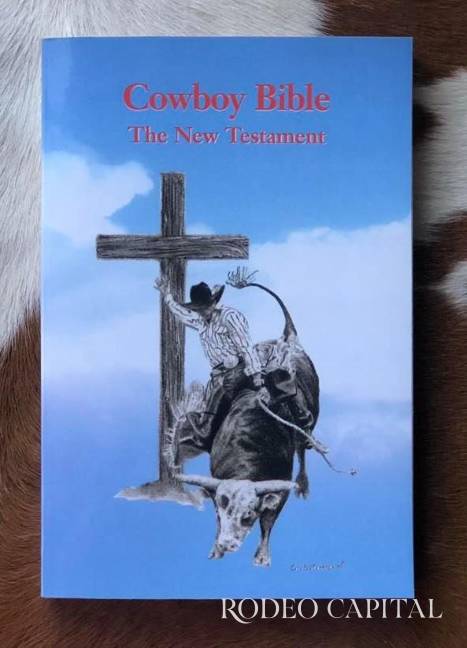 $!Tras su muerte Elsie y Clyde Frost crearon las “Biblias Vaqueras”, distribuyendo casi 40 mil.
