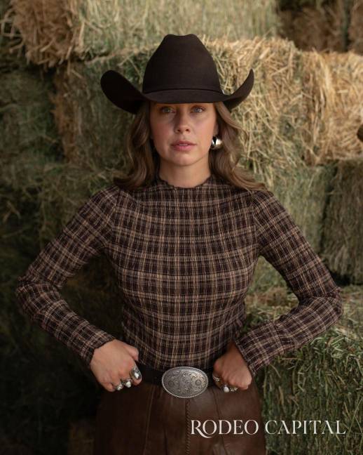 $!La psicología del color en la moda vaquera