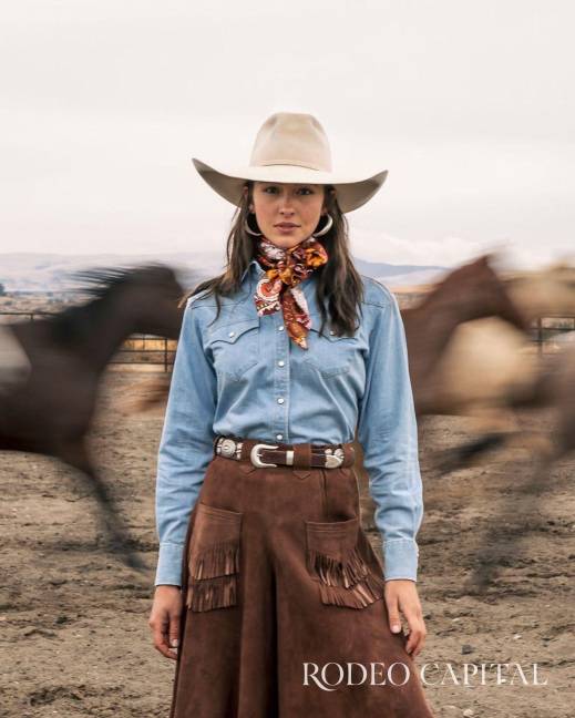 $!La psicología del color en la moda vaquera