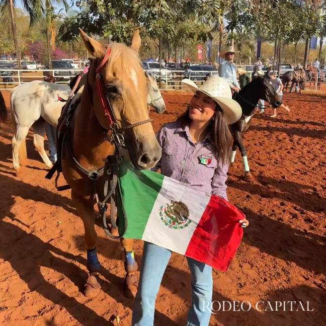 $!Paulina escribe su propia historia en el rodeo nacional.