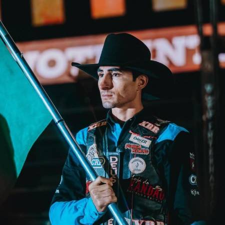 Rafael Silvio Oliveira fue el último en el orden de participación en la gran final del Votu International Rodeo y perdió la vida al ser pisado por el toro.